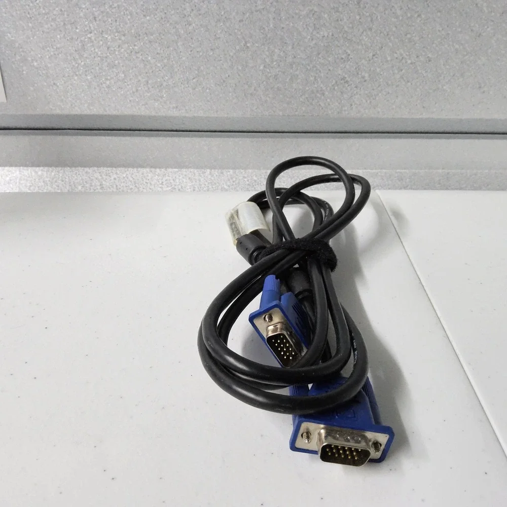 VGA‎ Cable Monitor Cord Male to Male Connector Video Display Wire Black